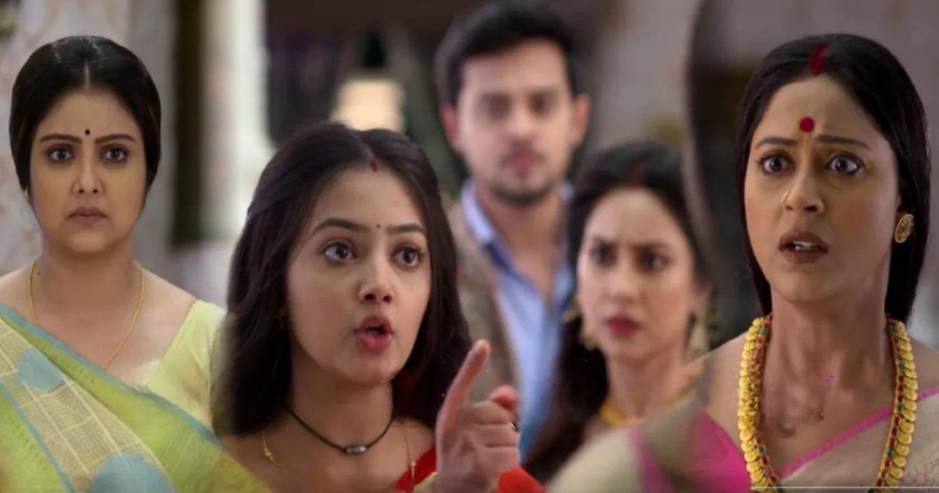 Phulki, Zee Bangla, Bengali Serial, Bengali television, Phulki New Episode, Devyani Mondal, Abhishek Bose, Actress , Actor, Phulki Today's Episode 15 June, ফুলকি, জি বাংলা, বাংলা সিরিয়াল, বাংলা টেলিভিশন, ফুলকি নতুন এপিসোড, দিব্যানি মন্ডল, অভিষেক বোস, অভিনেতা, অভিনেত্রী, ফুলকি ১৫ জুন এপিসোড