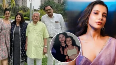 Actress Angana Roy came on stage of Didi Number One and talked about her childhood.