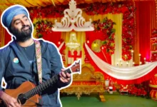 অরিজিৎ সিং, Arijit Singh, বলিউড গায়ক, Bollywood Singer, অরিজিৎ সিং লাইফস্টাইল, Arijit Singh Lifestyle, স্কুটি চালানো অরিজিৎ সিং, Arijit Singh Simple Life, বিয়েবাড়িতে গান পারিশ্রমিক, Celebrity Performance Fees, অরিজিৎ সিং পারিশ্রমিক, Arijit Singh Fees, প্লেব্যাক সিঙ্গার, Playback Singer, জিয়াগঞ্জ, Jiaganj, অরিজিৎ সিং স্ত্রী কোয়েল, Arijit Singh Wife Koel, সেলিব্রিটি ব্যক্তিগত জীবন, Celebrity Personal Life, বাংলা বিনোদন খবর, Bengali Entertainment News, বলিউড খবর, Bollywood News