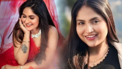 Singer Debolina Nandy