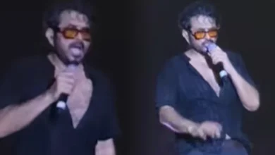 Silajit Majumder controversy, Central Park concert incident, Bengali singer police controversy, Kolkata concert news, Silajit Majumder stage protest, শিলাজিৎ মজুমদার, সেন্ট্রাল পার্ক অনুষ্ঠান, গায়ক বিতর্ক, কলকাতা সাংস্কৃতিক অনুষ্ঠান, শিলাজিৎ খবর