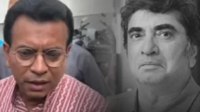 Anik Dutta, Rudranil Ghosh, Anik Dutta death, Tollywood news, Bengali director, Aparajito, Bhooter Bhabishyat, Bengali cinema, Kolkata news, Tollywood mourning, অনীক দত্ত, রুদ্রনীল ঘোষ, অনীক দত্ত মৃত্যু, টলিউড, বাংলা পরিচালক, অপরাজিত, ভবিষ্যতের ভূত, বাংলা সিনেমা, কলকাতা খবর, টলিউড শোক