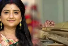 Aditi Munshi, Tarunjyoti Tewari, Rajarhat Gopalpur, BJP MLA, TMC Leader, Party Office, Relief Materials, Political News, West Bengal Politics, Baguiati, অদিতি মুন্সি, তরুণজ্যোতি তিওয়ারি, রাজারহাট গোপালপুর, বিজেপি বিধায়ক, তৃণমূল নেতা, পার্টি অফিস, ত্রাণসামগ্রী, রাজনৈতিক খবর, বাগুইআটি, পশ্চিমবঙ্গ রাজনীতি