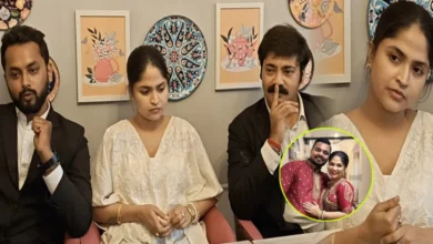 Deblina Nandy, Prabah Nandy, Bengali Singer, Divorce Case, Domestic Violence Allegation, Press Conference, Tollywood News, Bengali Entertainment, Legal Dispute, Celebrity News, দেবলীনা নন্দী, প্রবাহ নন্দী, বাংলা গায়িকা, বিবাহ বিচ্ছেদ, নির্যাতনের অভিযোগ, সাংবাদিক বৈঠক, টলিউড, বিনোদন সংবাদ, আইনি লড়াই, সেলিব্রিটি খবর